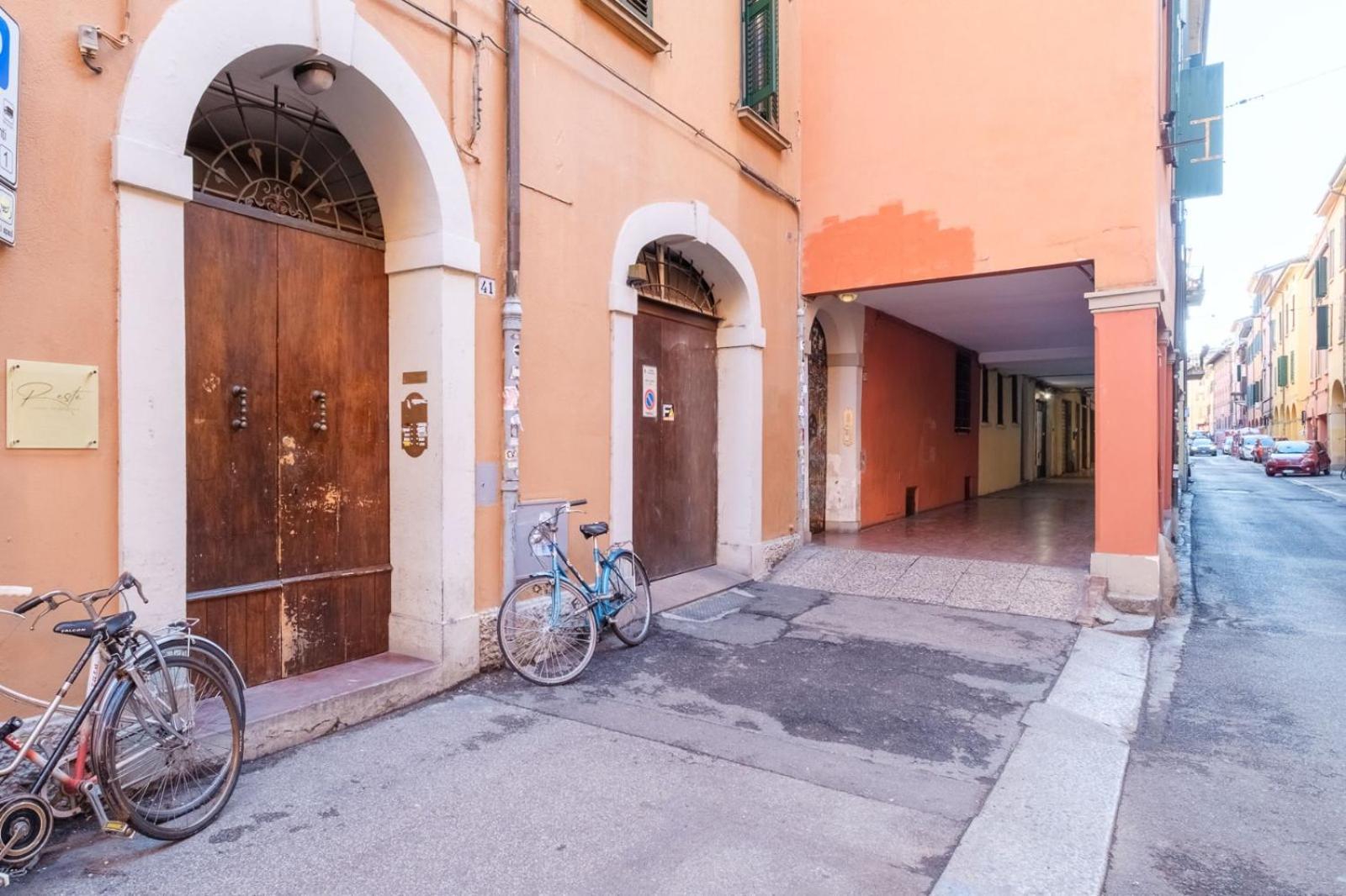 Piazza Maggiore - Il Sentiero Apartment With Private Garden Bologna Esterno foto